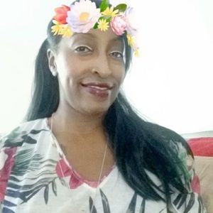 Meet your Posher, Ms.